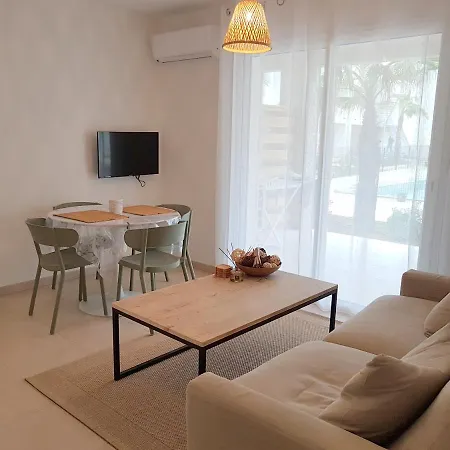 Bravone 135- T4- Piscine En Residence- Pieds Dans L'eau- Clim-wifi * Linguizzetta